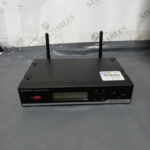 UNBOXED SENNHEISER XS WIRELESS TRUE DIVERSITY RECEIVER EM-10