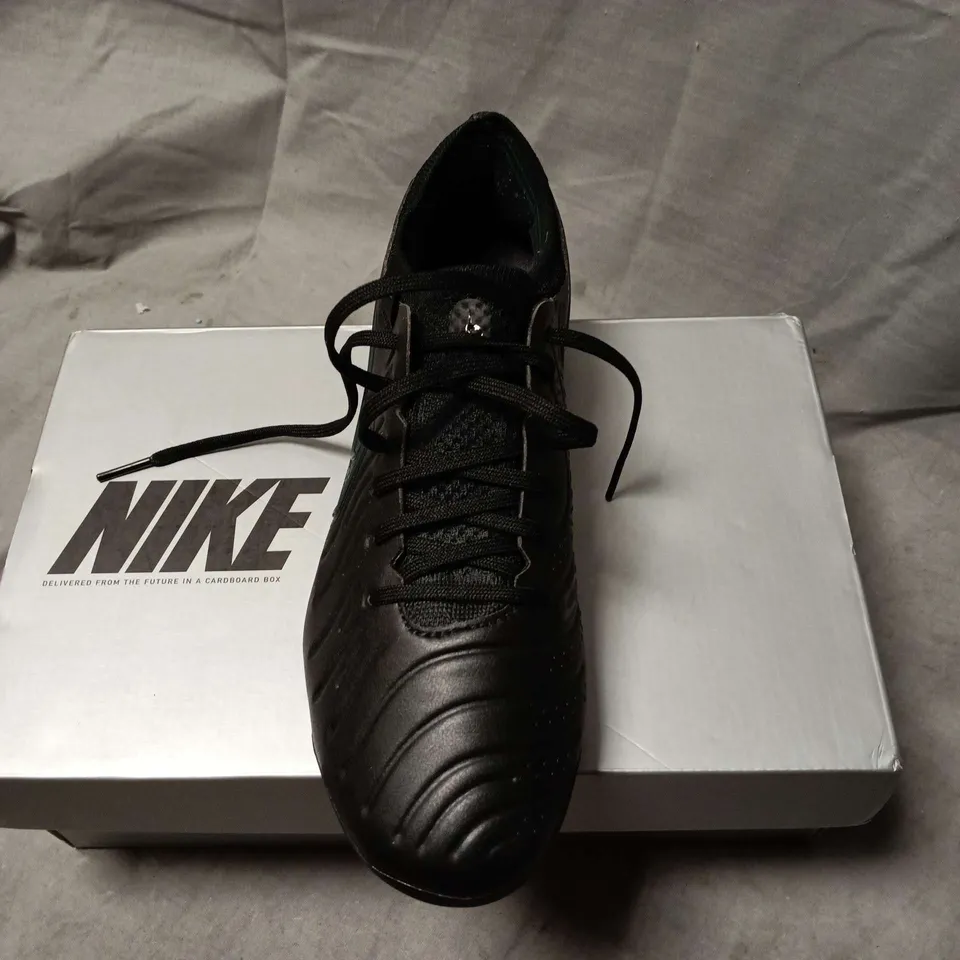 Nike Black Football Boots – UK SIZE 5.5 -  Boxed