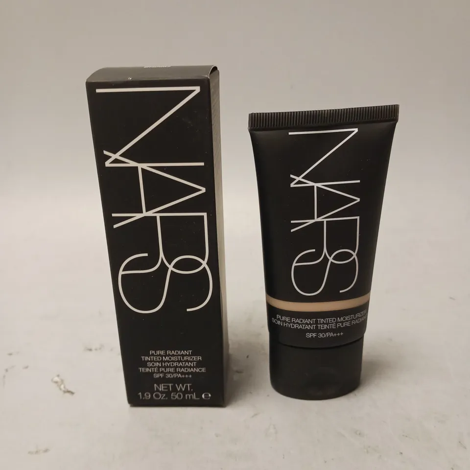 BOXED NARS PURE RADIANT TINTED MOISTURIZER IN MEDIUM 0 MYKONOS 50ML