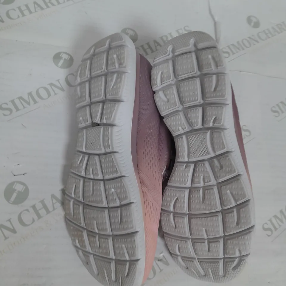 SKETCHERS SLIP ON TRAINER IN PINK SIZE 4.5