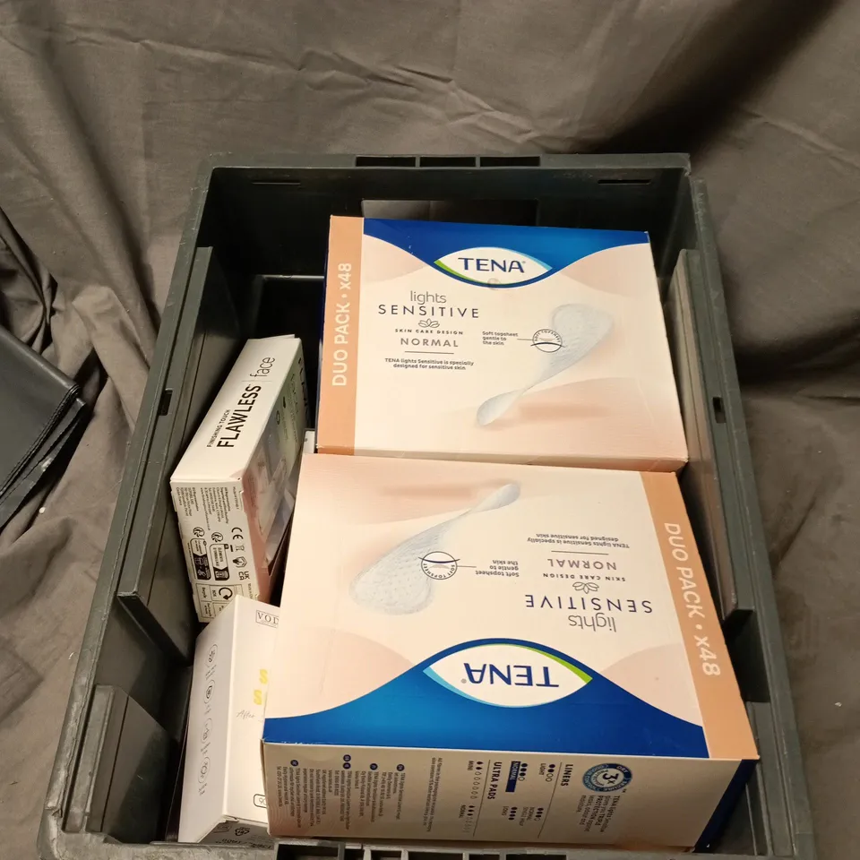 APPROXIMATLEY 10 ASSORTED HEALTH AND BEAUTY ITEMS TENA LIGHTS, FLAWLESS FACE HAIR REMOVER AND VODUZ SUN SOAK