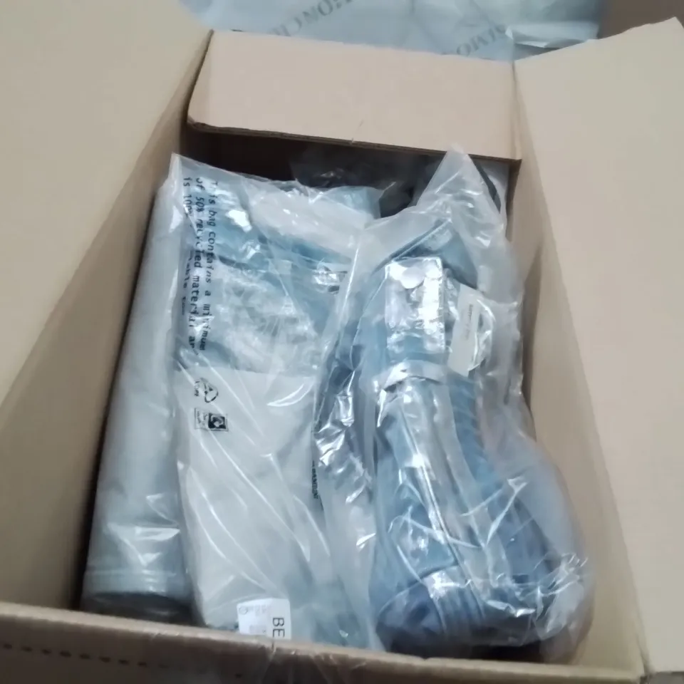 BOXED BRAND NEW APPROXIMATELY 8 SIMPLY BE WIDE LEG JEANS SILVER/BLUE SIZE 18R