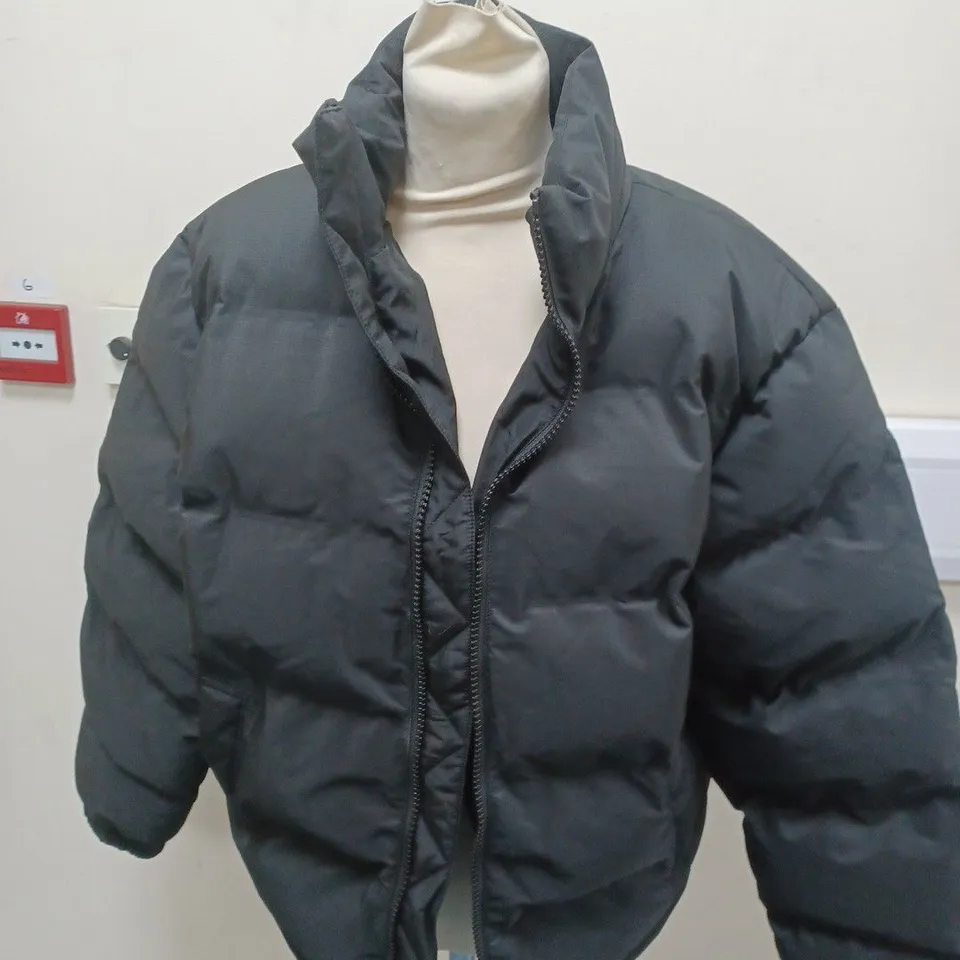 WEEKDAY COLE PUFFER JACKET SIZE S