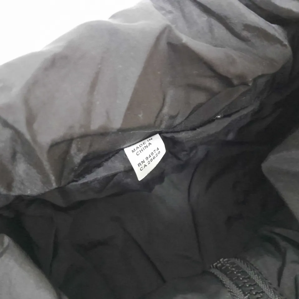 STUSSY BENT CROWN KNIT SWEATER - SIZE UNSPECIFIED