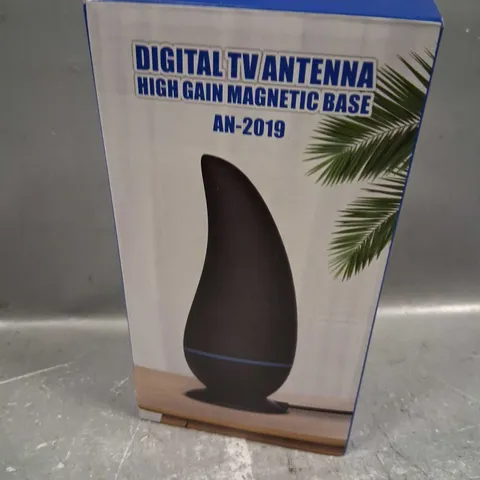 BOXED DIGITAL TV ANTENNA HIGH GAIN MAGNETIC BASE