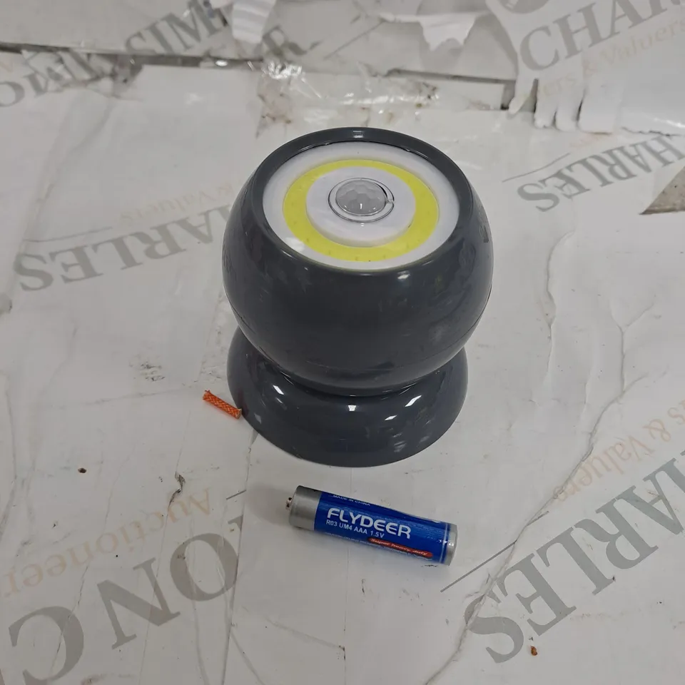 BELL & HOWELL SET OF 2 OUTDOOR BIONIC LIGHTS