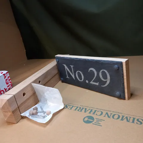 WOOD AND SLATE HOUSE NUMBER 29 PLATE