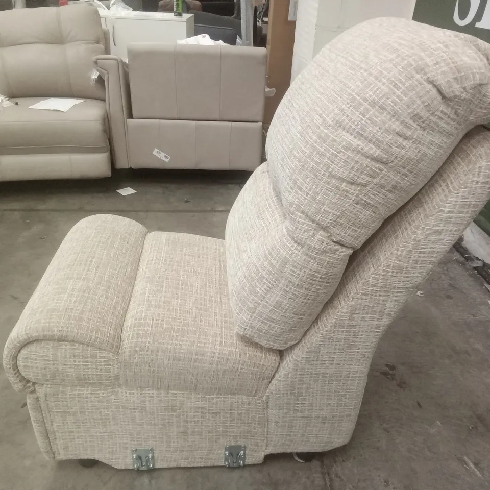 DESIGNER G PLAN MADE MISTRAL CENTRAL SOFA PIECE 