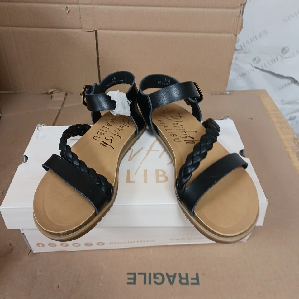 BLOWFISH MALIBU MYLO SANDALS BLACK SIZE 5