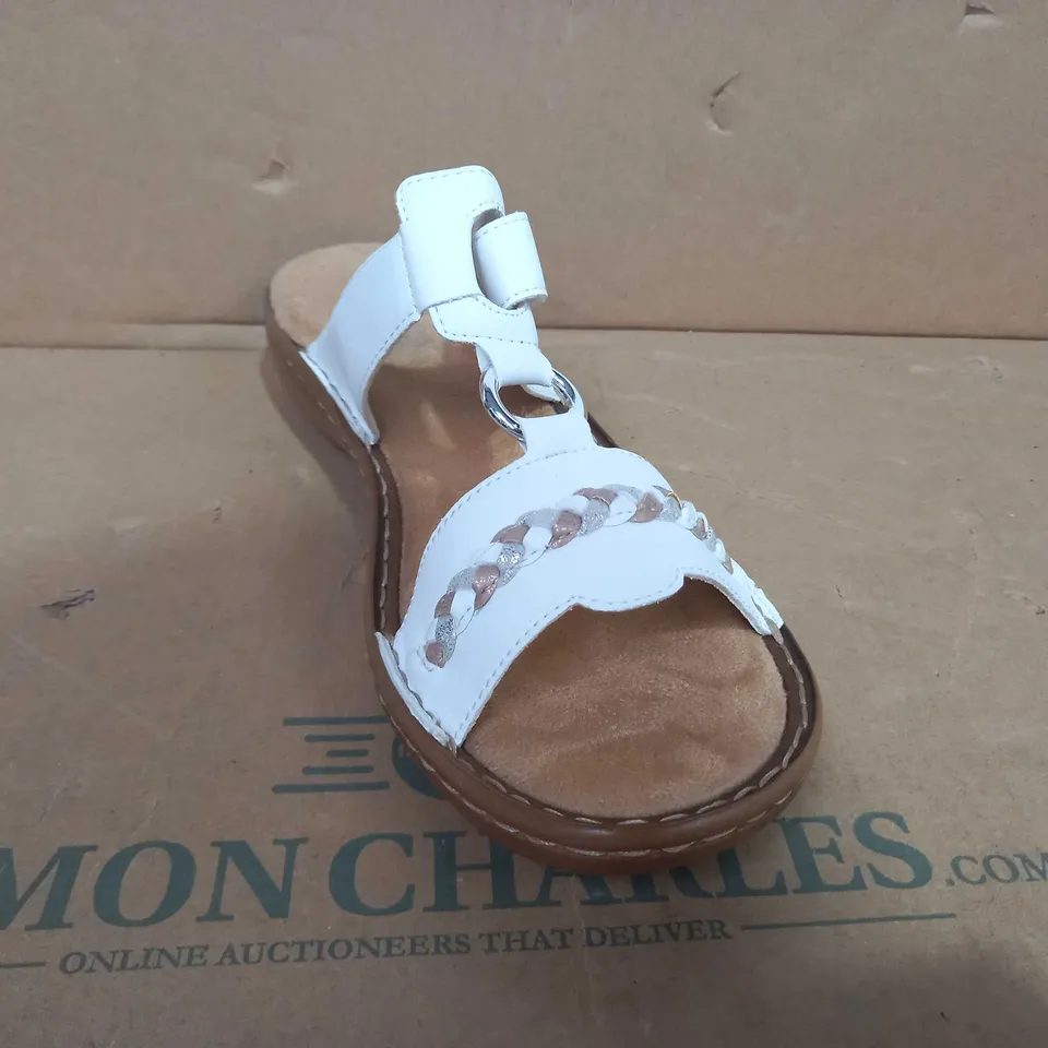 BOXED PAIR OF RIEKER ANTISTRESS SANDALS WITH FAUX LEATHER WHITE STRAP EU SIZE 40