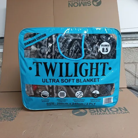 TWILIGHT ULTRA SOFT BLANKET DIAMOND EDITION 200 X 240CM 2 PLY IN BAG