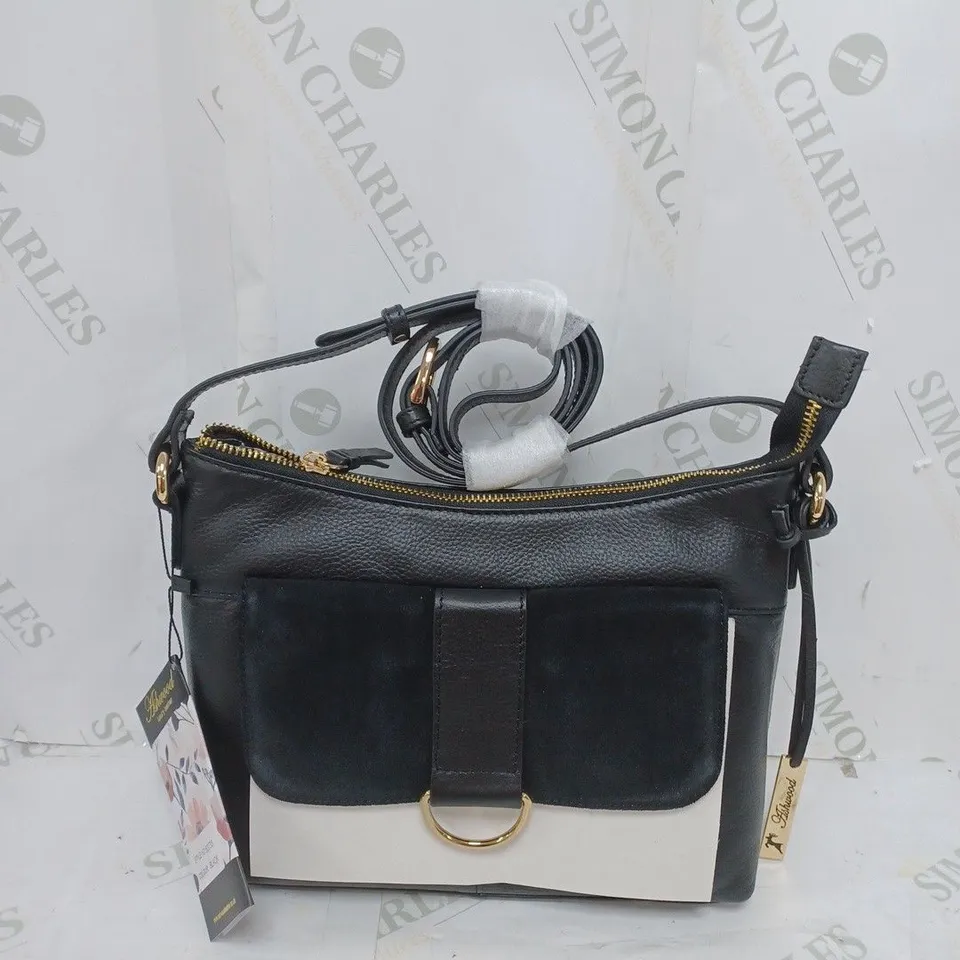 ASHWOOD BLACK LEATHER BAG 