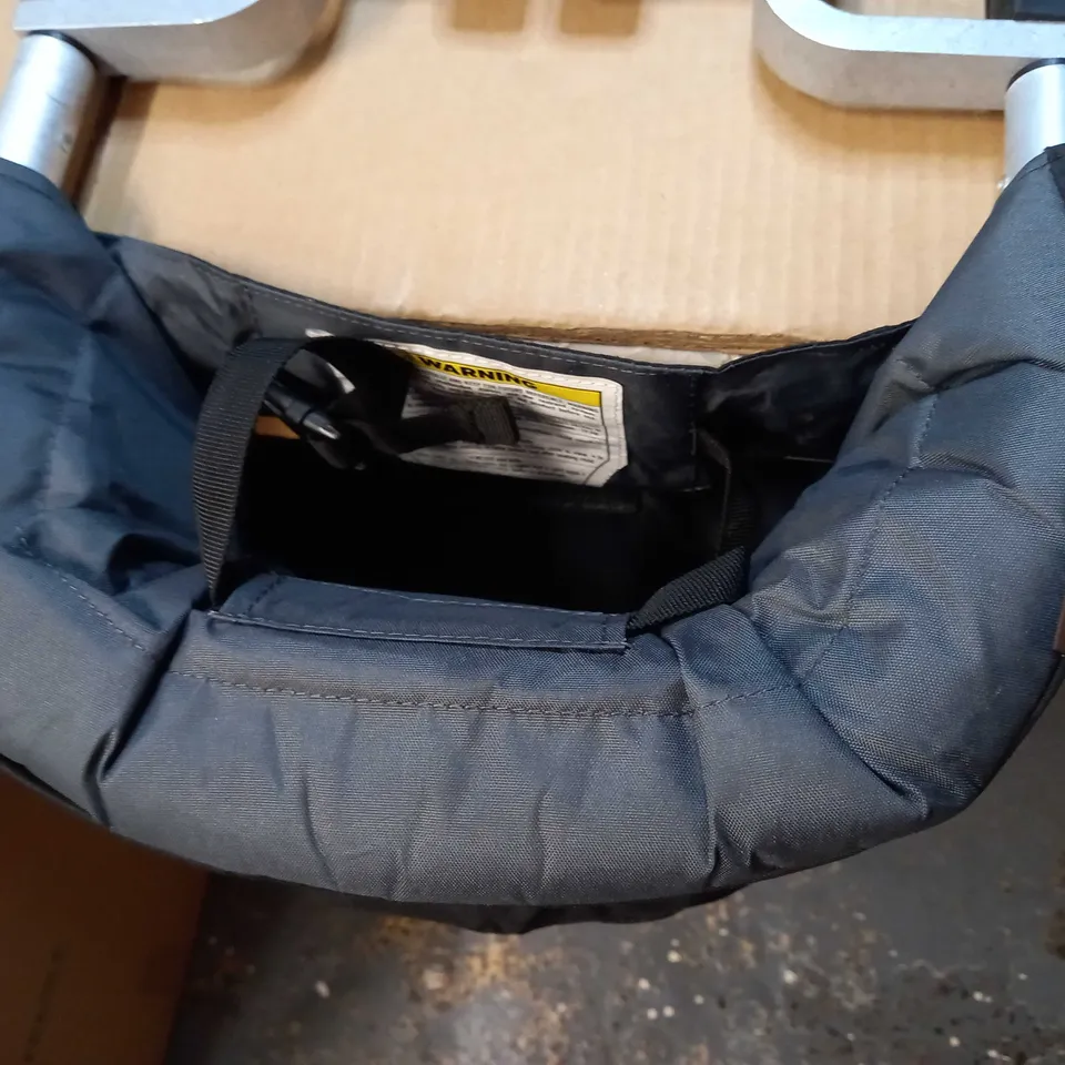 MOUNTAIN BUGGY BABY SEAT