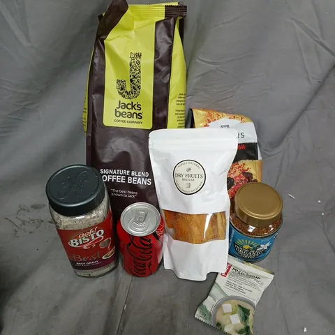 APPROXIMATELY 15 ASSORTED FOOD ITEMS TO INCLUDE DRIED FRUITS, JACKS COFFEE COFFEE BEANS, AHH BISTO BEEF GRAVY, ETC - COLLECTION ONLY