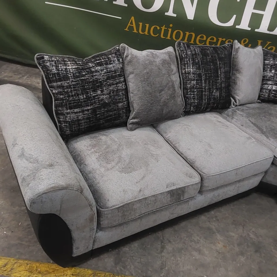 QUALITY DESIGNER LANA RH CORNER SOFA GROUP 