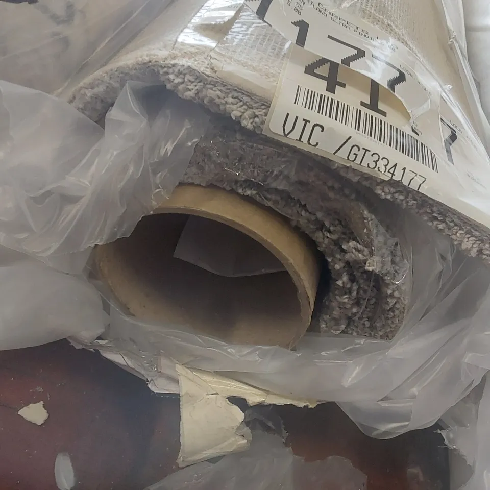 ROLL OF QUALITY EC HEARTLAND ULTRA PINVIN CARPET - APPROXIMATELY 2 x 5m