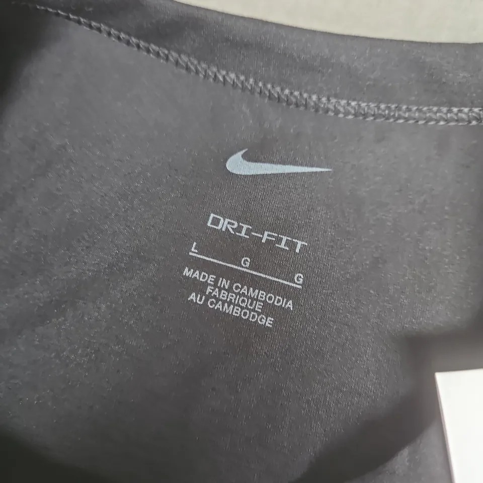 NIKE MENS DRI-FIT TEE IN BLACK - LARGE