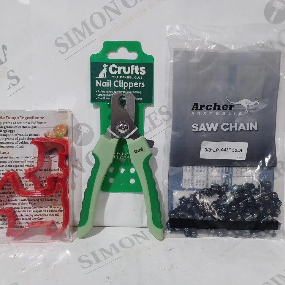 APPROXIMATELY 15 ASSORTED HOUSEHOLD ITEMS TO INCLUDE SAW CHAIN, CRUFTS NAIL CLIPPERS, COOKIE CUTTER, ETC