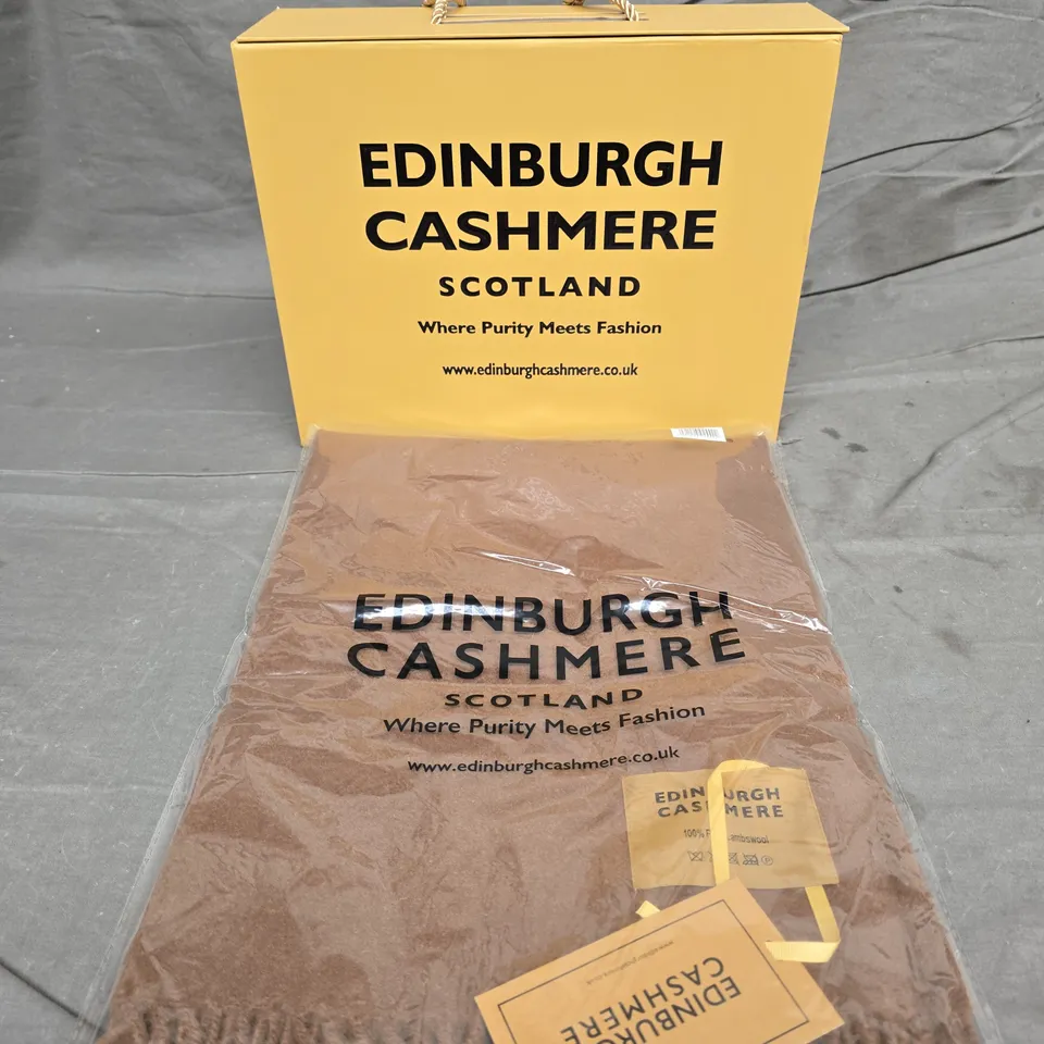 BOXED EDINBURGH CASHMERE SCARF'S