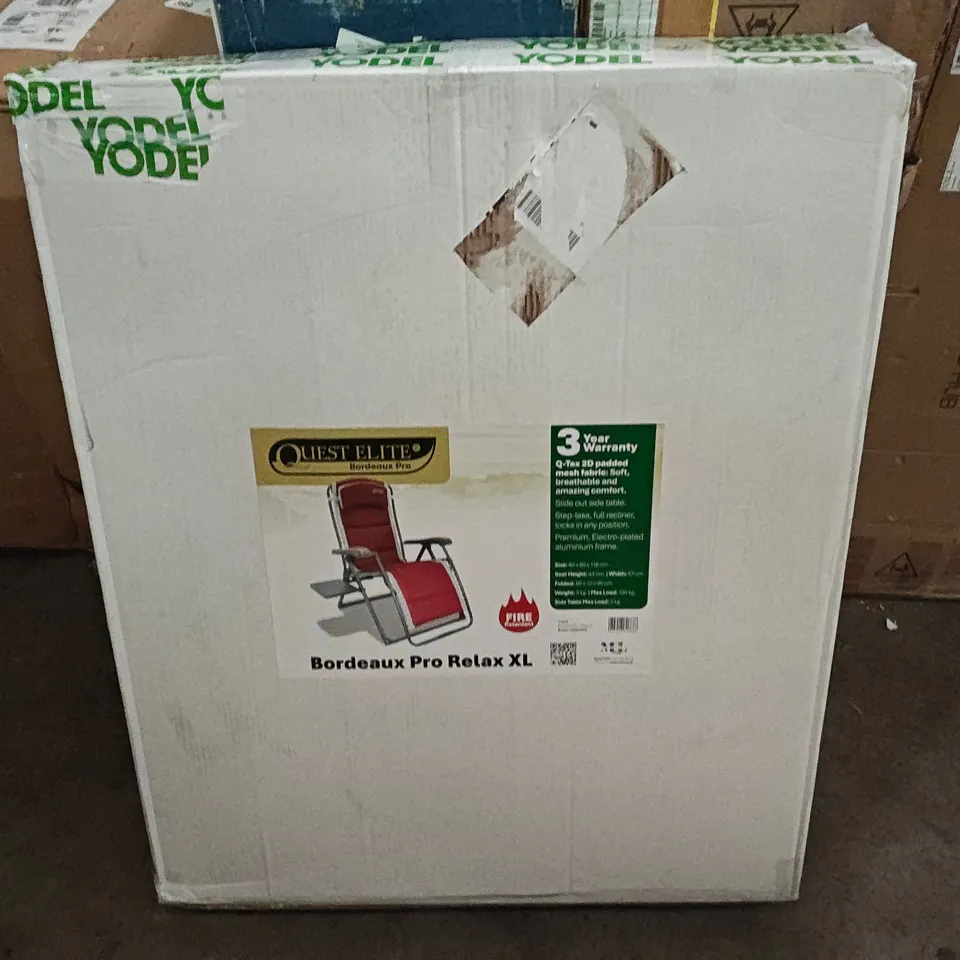 BOXED QUEST ELITE BORDEAUX PRO RELAX XL CHAIR - RED