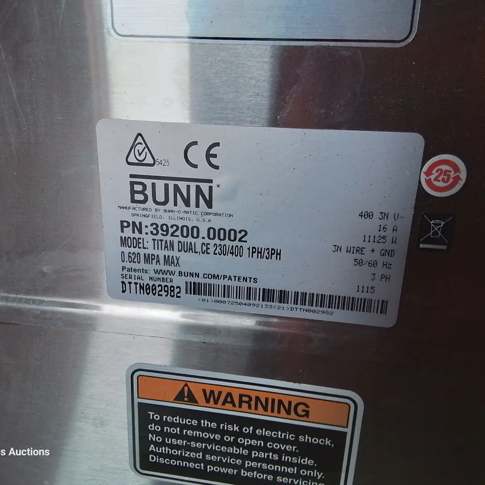 BUNN DUAL TITAN COMMERCIAL COFFEE BREWER