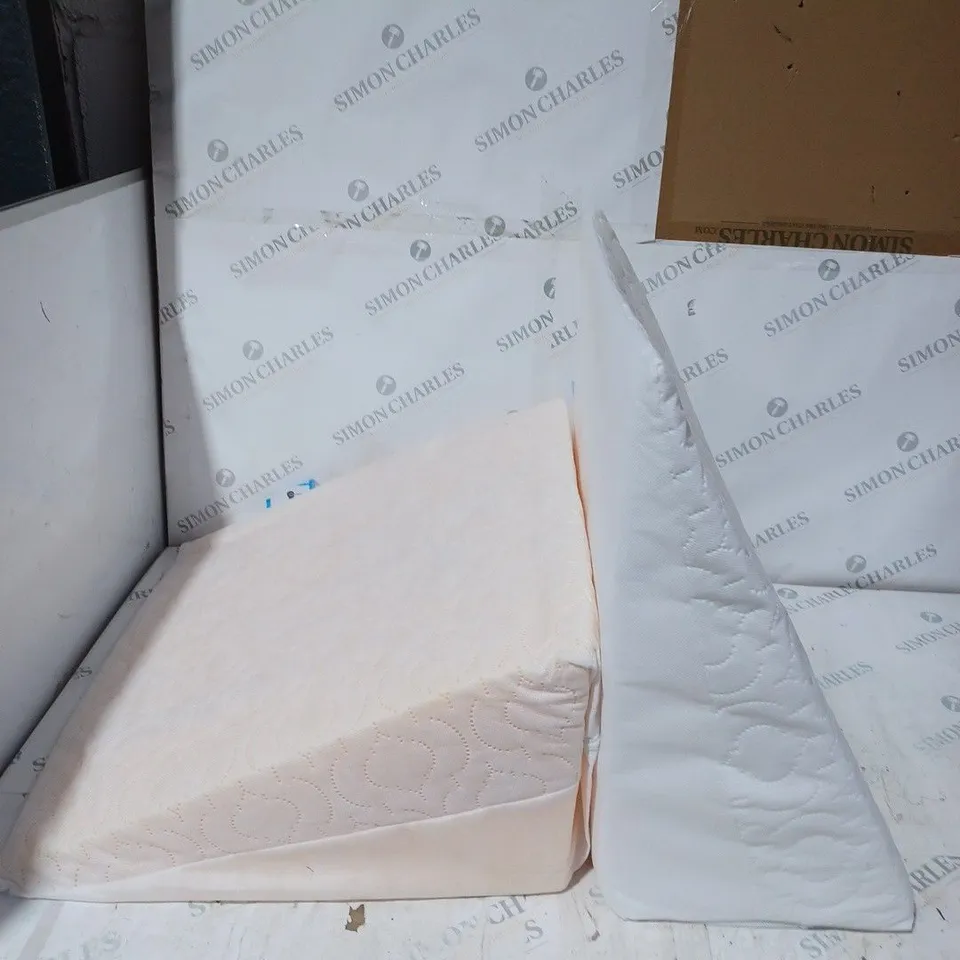 SET OF 2 UNPACKAGED WEDGE PILLOW - SUPPORT FOR REFLUX 