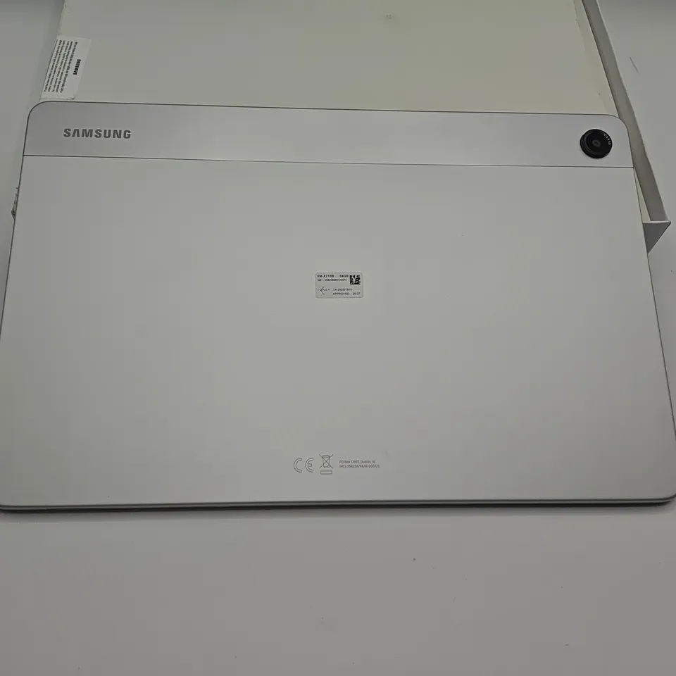 BOXED SAMSUNG GALAXY TAB A9+ 5G 4/64GB IN SILVER - SM-X216