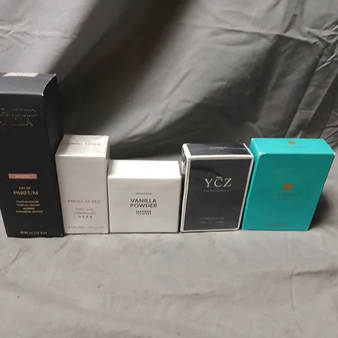FIVE ASSORTED BOXED FRAGRANCES