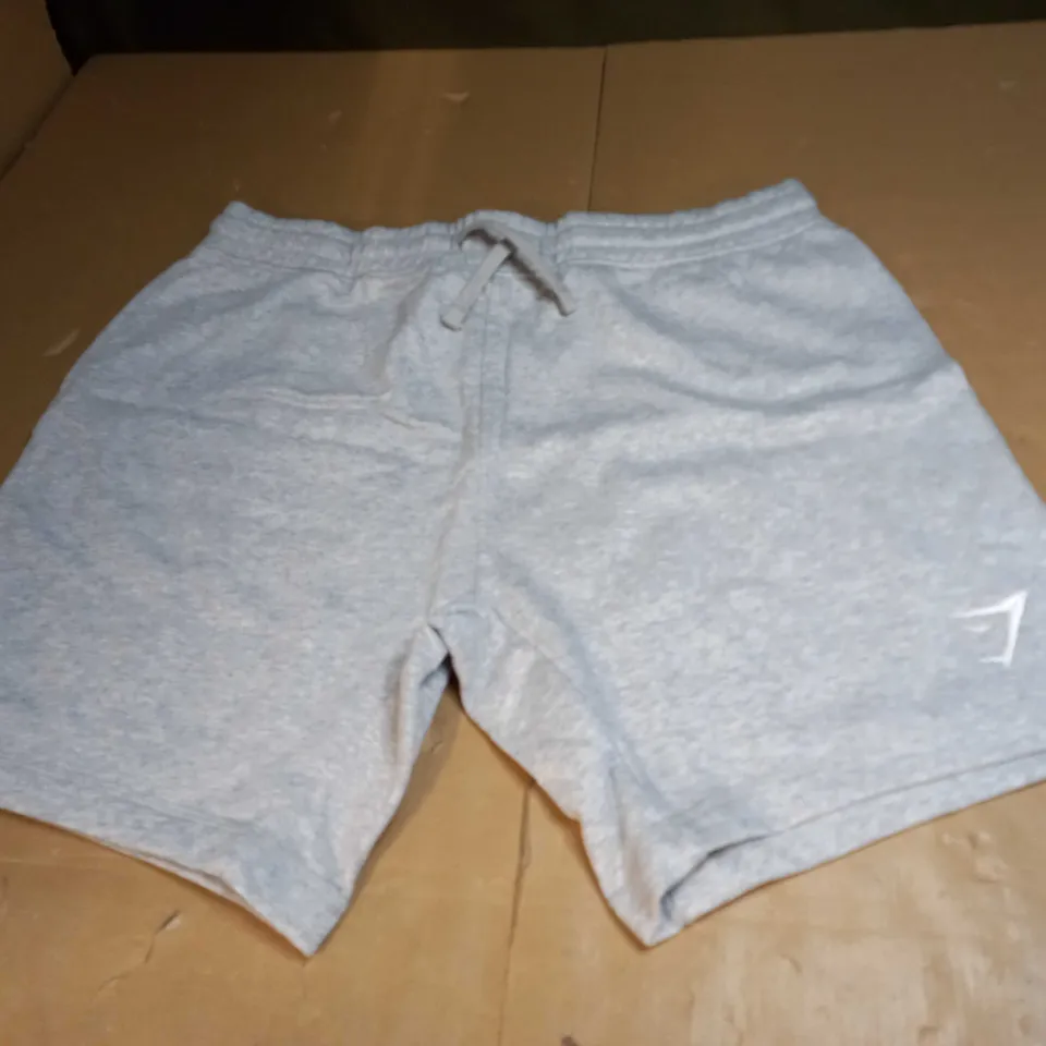 GYMSHARK FLEECE SHORTS IN GREY SIZE L