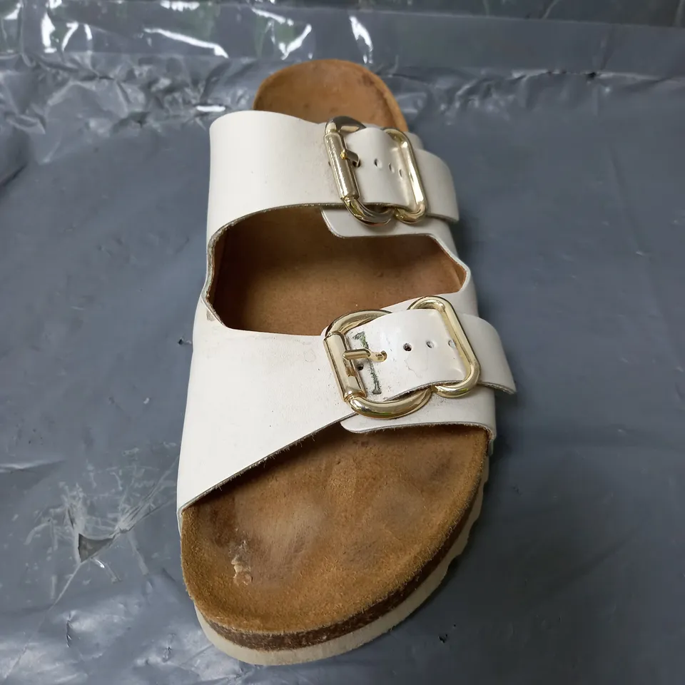 SCHOLL ISABELLE SUEDE SANDALS BEIGE SIZE EU 40
