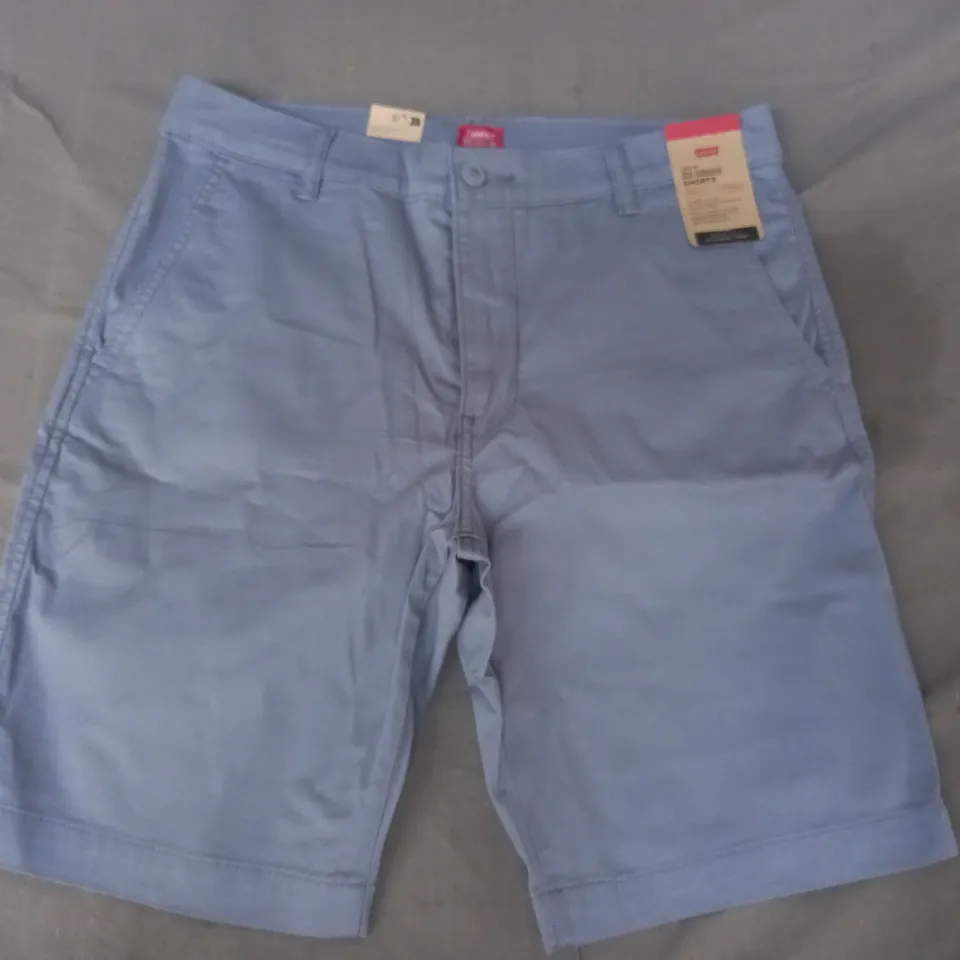 LEVI'S XX CHINO SHORTS IN BLUE SIZE 32
