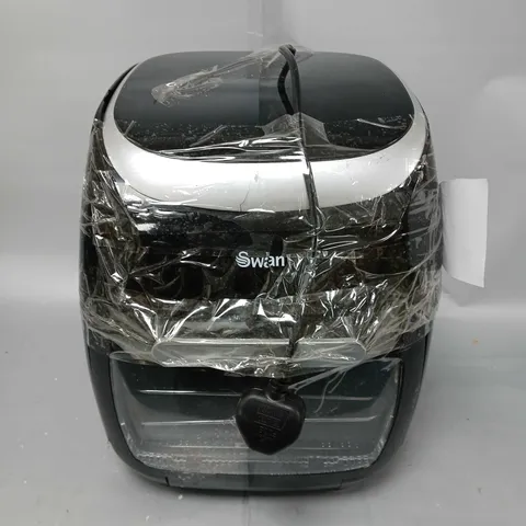 BOXED SWAN DIGITAL AIR FRYER OVEN 