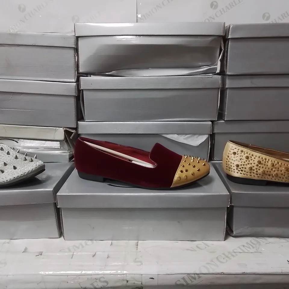 LOT OF 15 ASSORTED PAIRS OF CASANDRA SHOES - VARIOUS SIZES