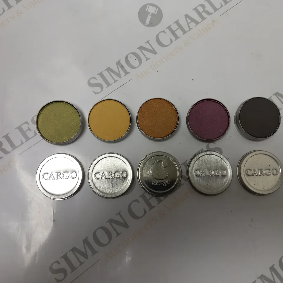 BOX OF APPROX 20 ASSORTED LOOSE CARGO EYE SHADOW IN VARIOUS COLOURS. 