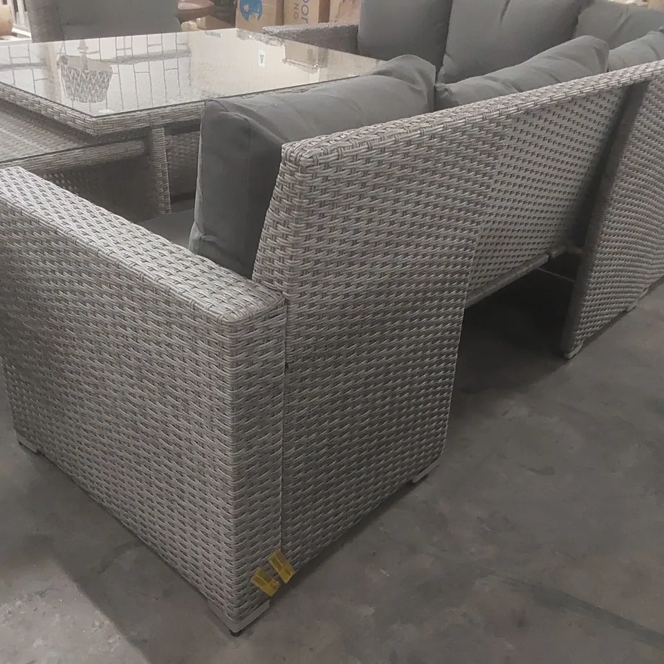 OUTSUNNY WICKER 10-PERSON GARDEN LOUNGE SET WITH CUSHIONS