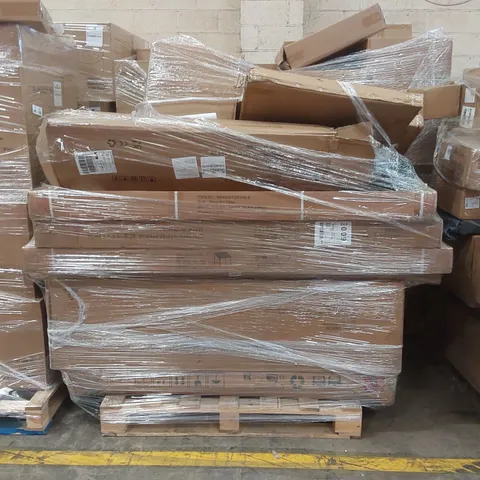 PALLET CONTAINING A LARGE ASSORTMENT OF CONSUMER PRODUCTS INCLUDING: ROLLED MATTRESS/MATTRESS TOPPER (UNSPECIFIED), PERGOLA, GARDEN SHED PARTS ECT