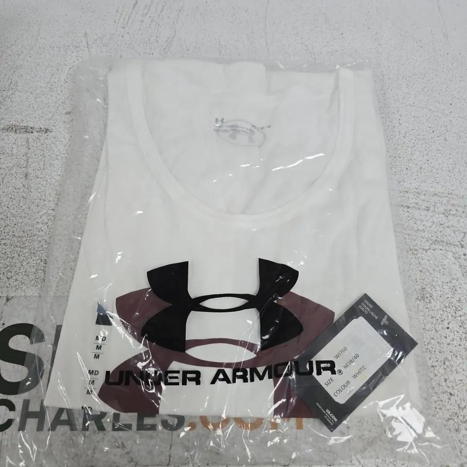UNDER ARMOUR WHITE T-SHIRT, UK M