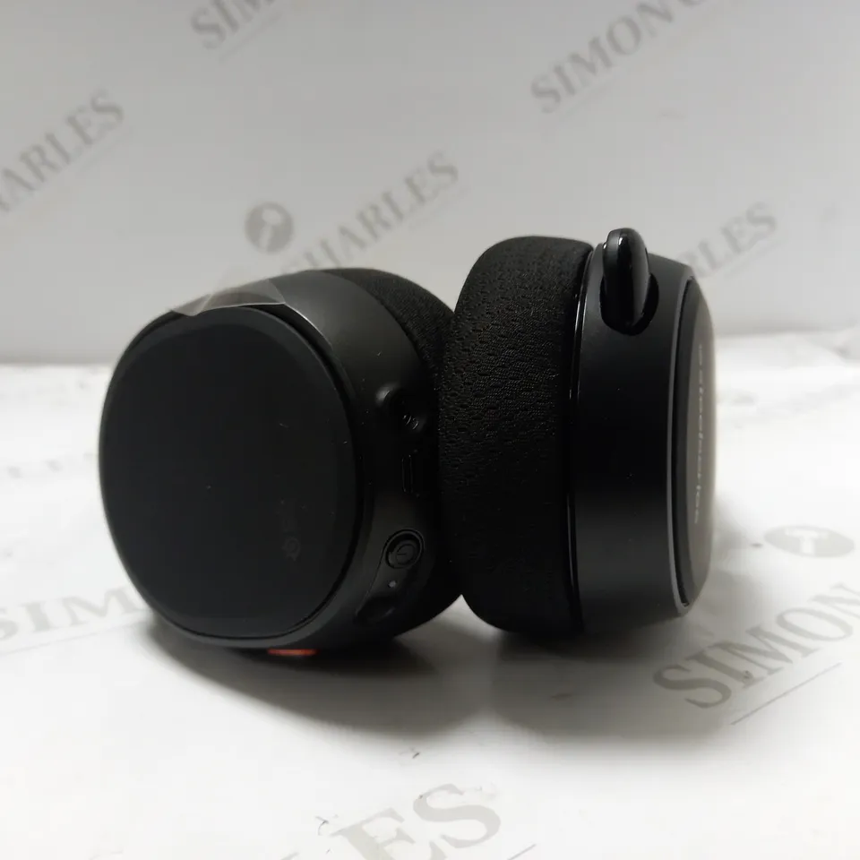 STEELSERIES ARCTIS 9X XBOX ONE WIRELESS GAMING HEADSET