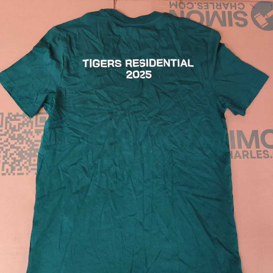 CASTORE LEICESTER TIGERS WARM-UP TEE IN BOTANICAL GREEN SIZE SMALL