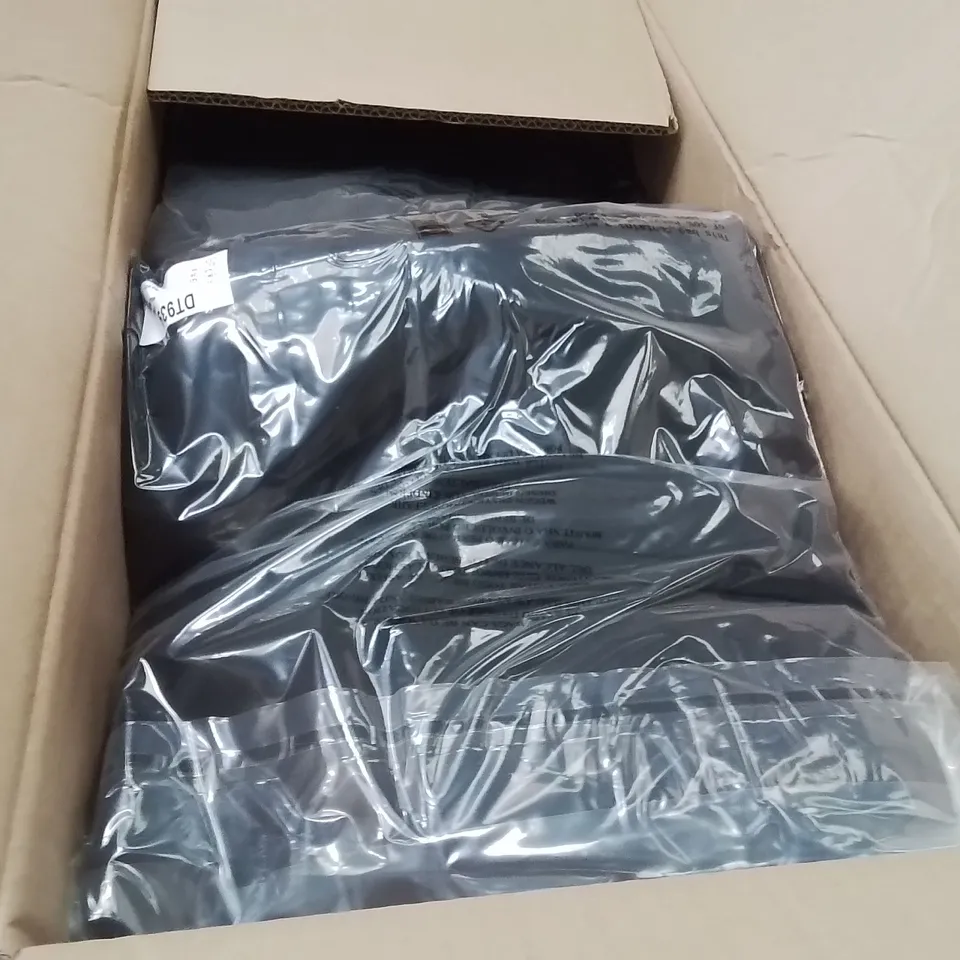 BOXED BRAND NEW APPROXIMATELY 22 JD WILLIAMS TAPERED TROUSERS BLACK SIZE 32L