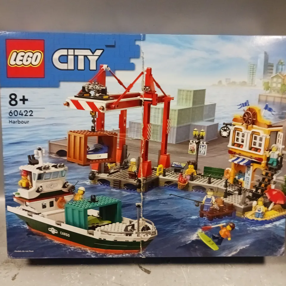 BOXED LEGO CITY SEASIDE HARBOUR WITH CARGO SHIP TOY 60422