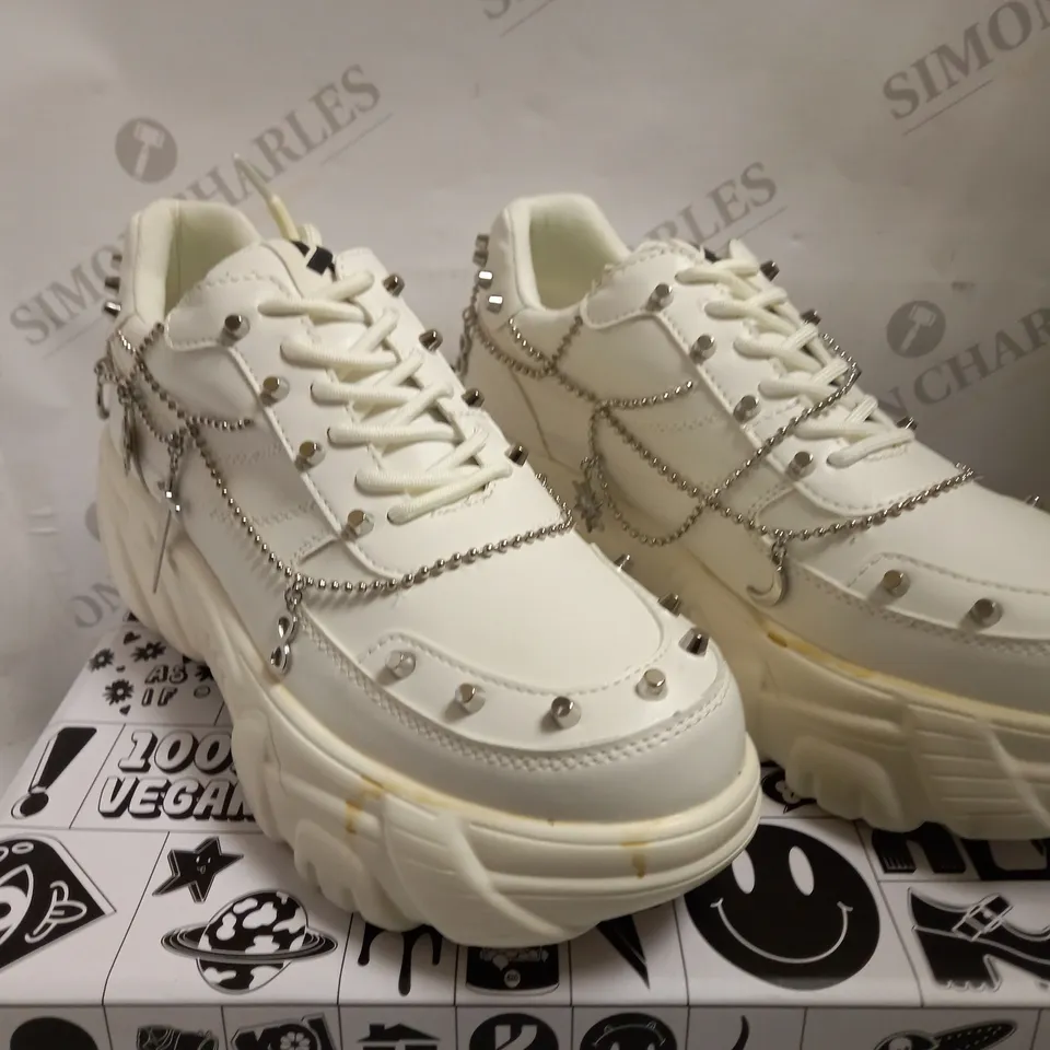 KOI VEGAN JINX WHITE MYSTIC CHARM TRAINERS - SIZE 8