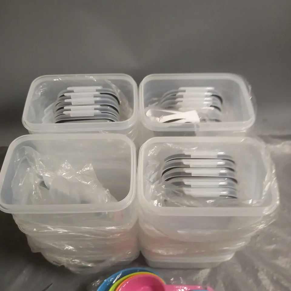 APPROXIMATELY 16 FOOD STORAGE CONTAINERS WITH LIDS AND MEASURING SPOONS