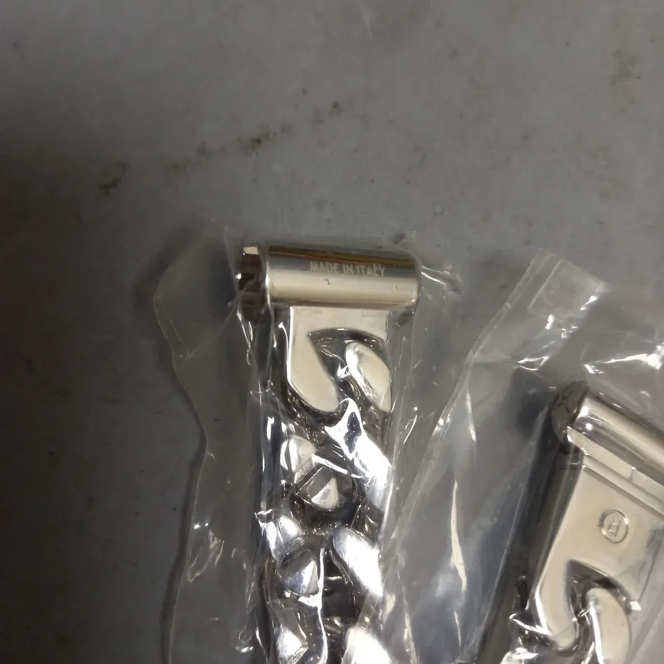 BOXED LOUIS VUITTON CHAIN