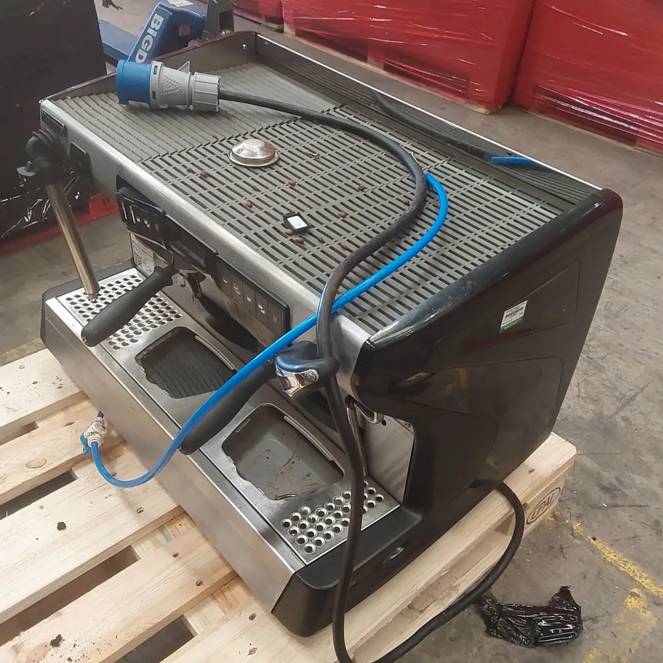 RANCILIO CLASSE 7 2 GROUP COMMERCIAL COFFEE MACHINE WITH ISTEAM