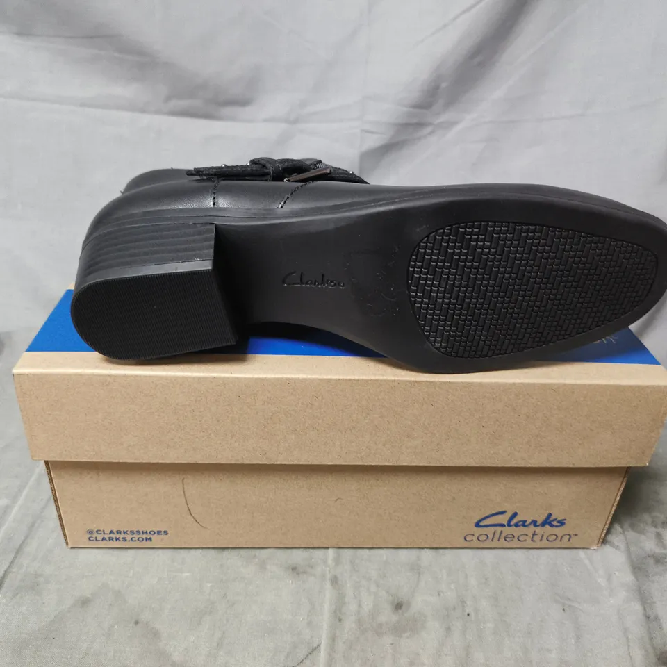 BOXED PAIR OF CLARKS COLLECTION BLACK LEATHER ANKLE BOOTS – WOMEN'S - SIZE 6