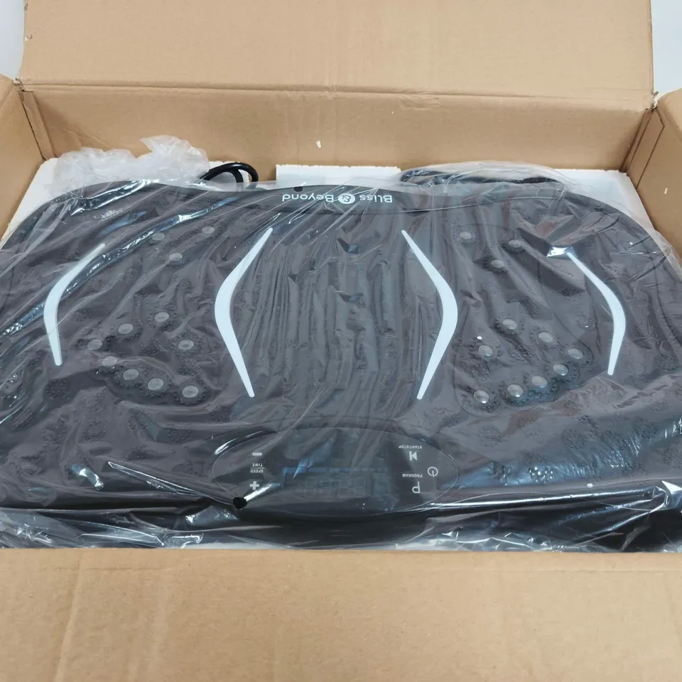BLISS & BEYOND COREPULSE VIBRATION MASSAGER PLATE
