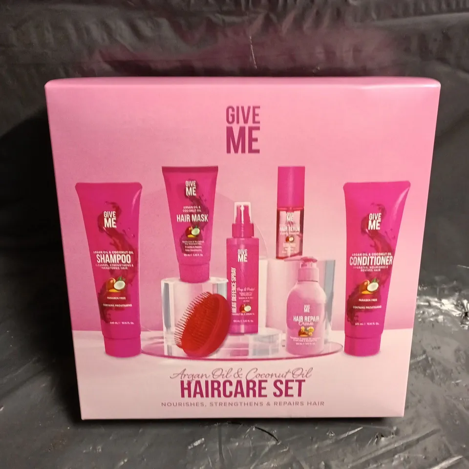 GIVE ME HAIRCARE GIFT SET 