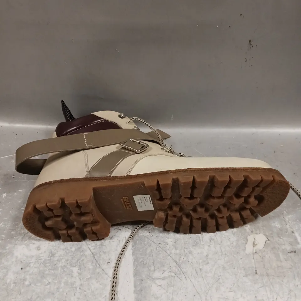 PAIR OF BALLY FORESTER SHOES - SIZE UNSPECIFIED 