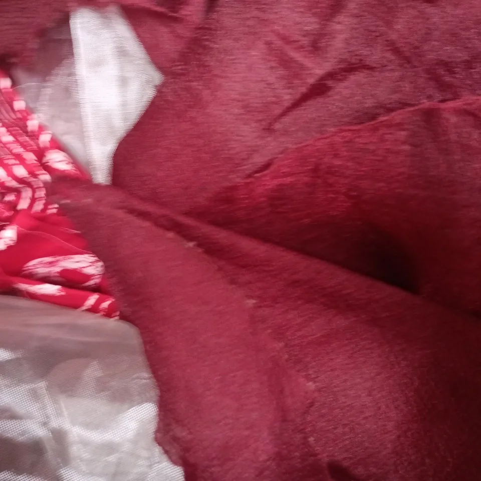 APPROXIMATELY 20 ASSORTED CLOTHING AND FASHION PRODUCTS IN VARIOUS STYLES AND SIZES - COLLECTION ONLY